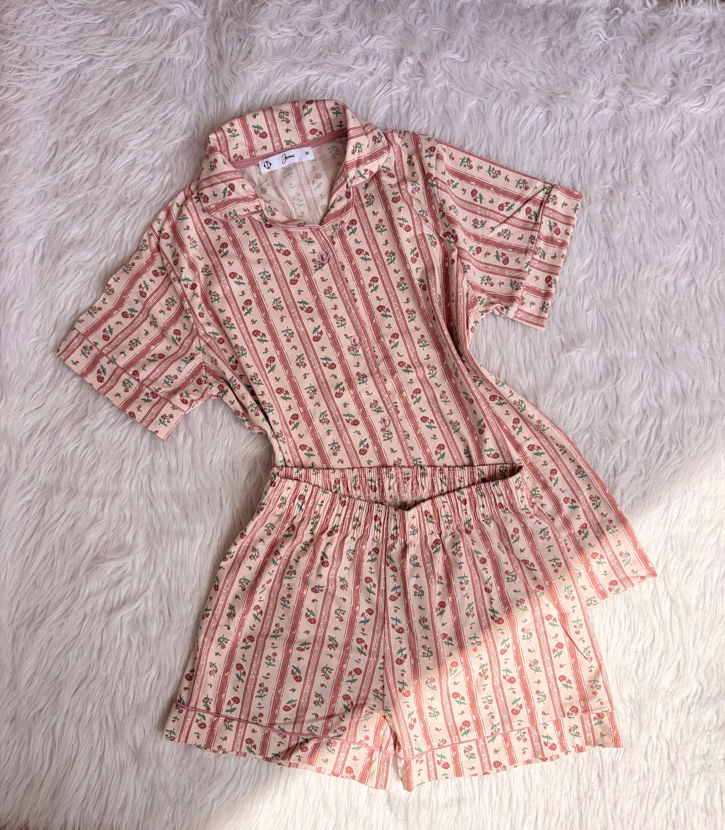 Amazing classic shorts pj set