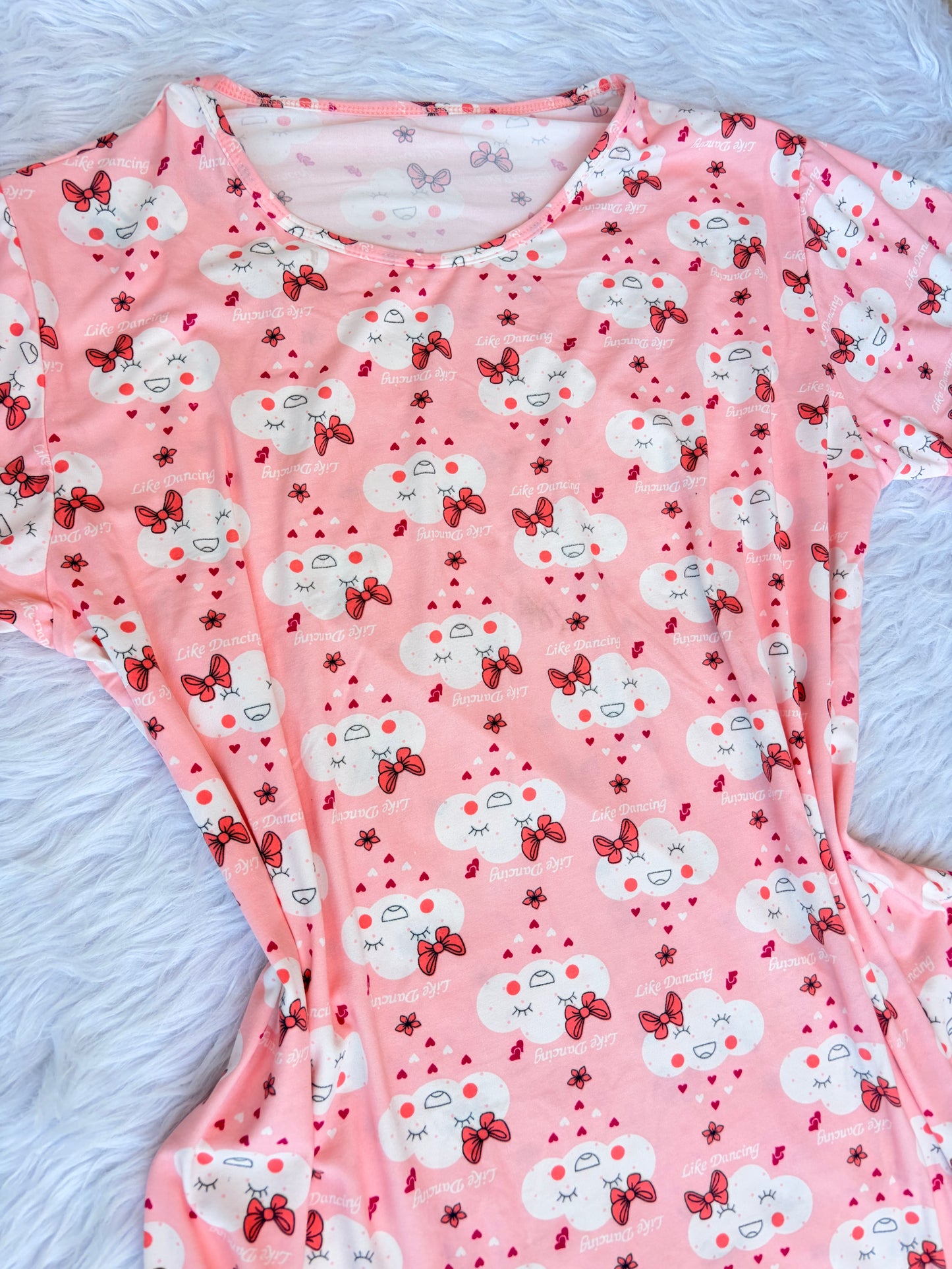 Cloudy nightshirt