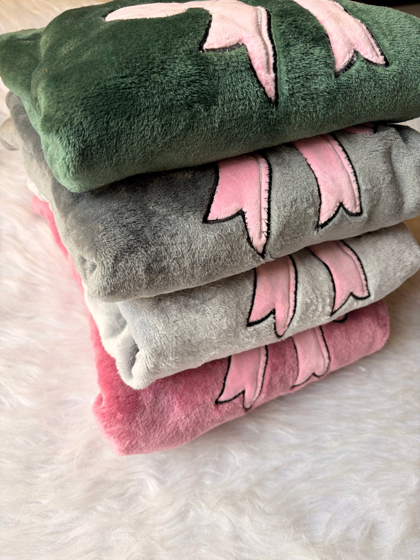 Ribbon Warmth Polar PJ Set